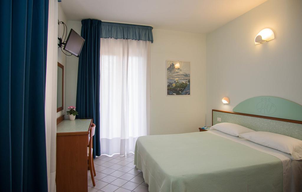 Hotel Gli Ulivi Soverato Marina Εξωτερικό φωτογραφία
